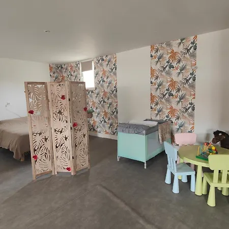 Entre Terres Et Mer Chez Carmela Holiday home
